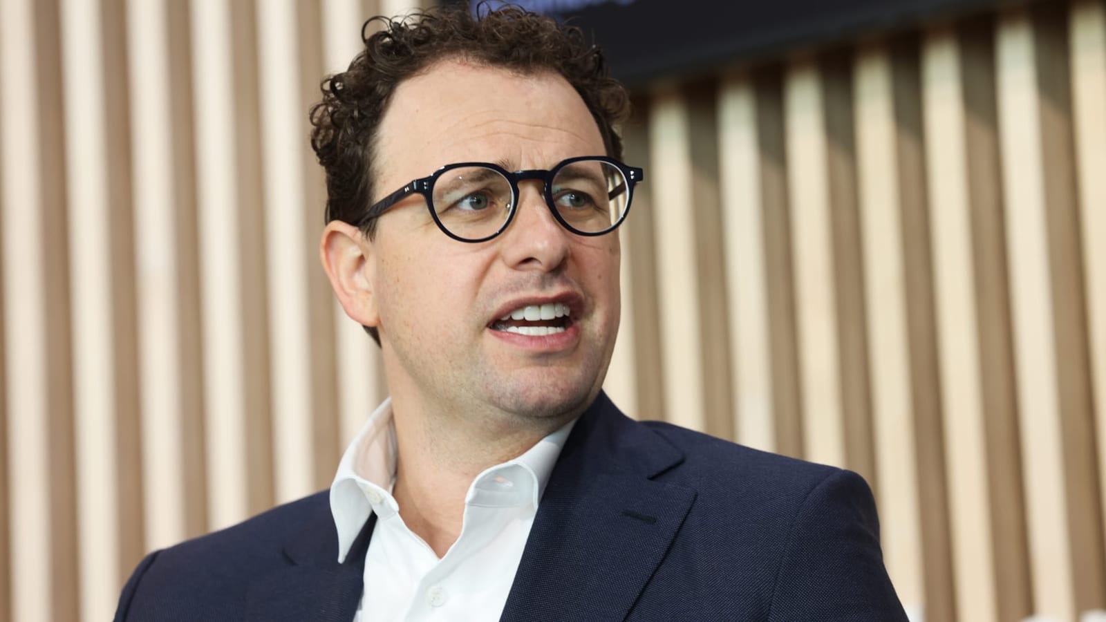 Actions anthropiques 3 mesures pour aider les entreprises d'IA à suivre le rythme de développement