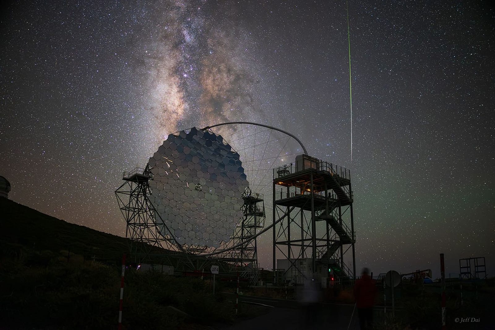 APOD: 2026 September 26 - Mirrored Meteor and Milky Way