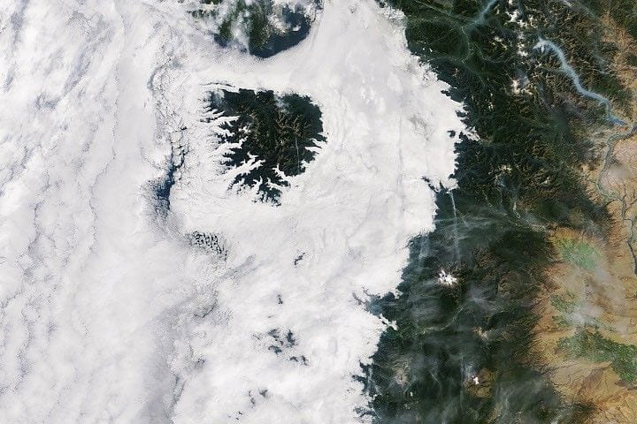 Satélite de EE.UU.-India Captures Time-lapse Video of Volcanic Eruption