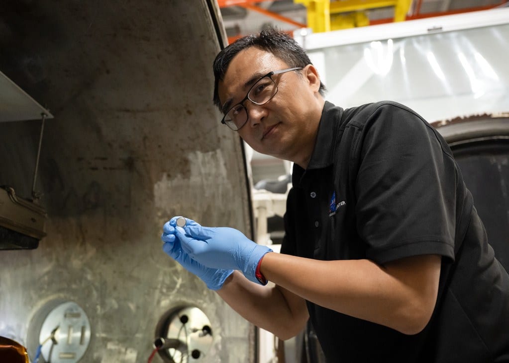 NASA Develops Batteries to Power Humanity’s Return to Moon
