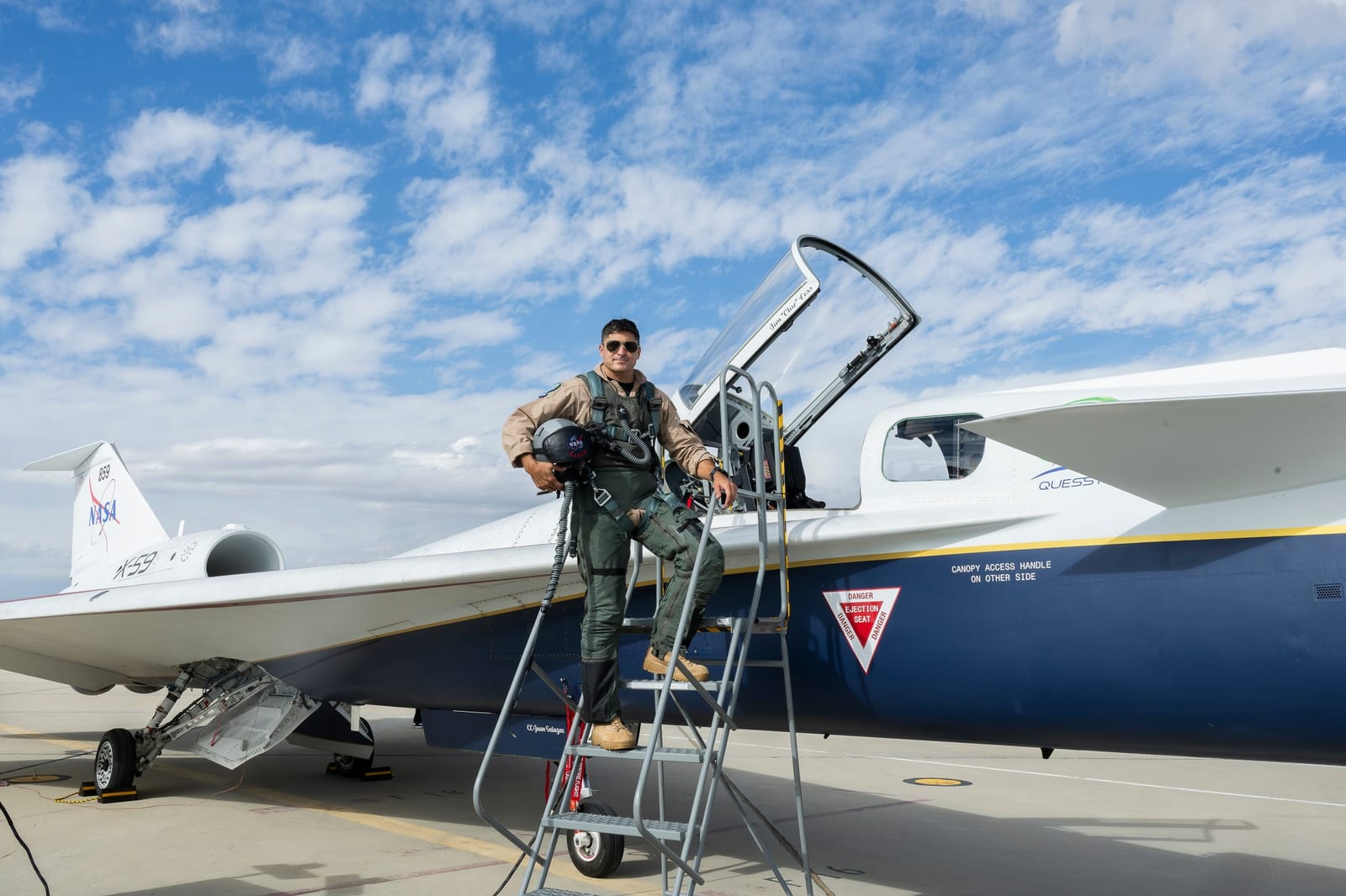 ناسا’s X-59 Aircraft and Test Pilot